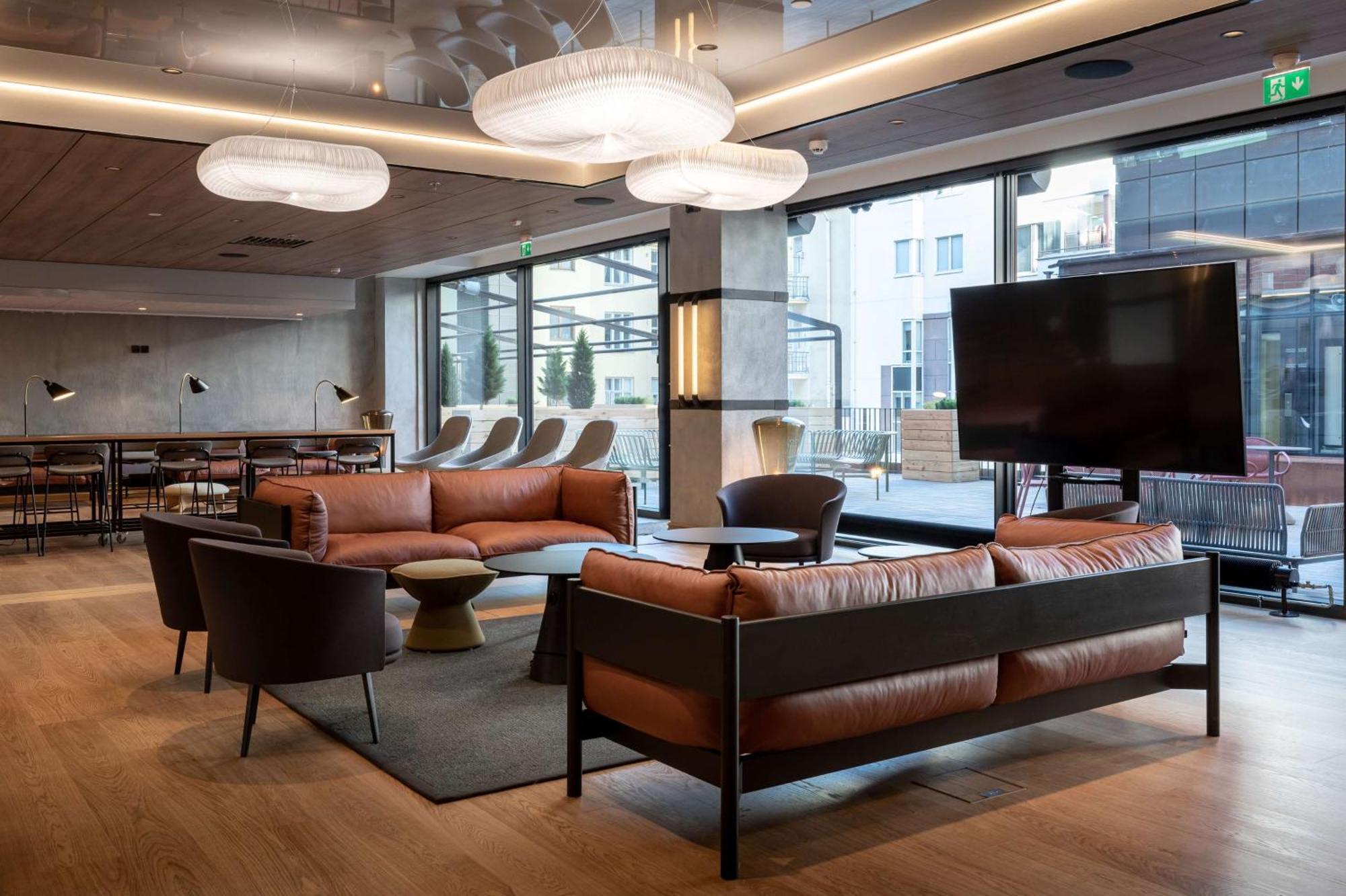 Scandic Helsinki Hub Экстерьер фото