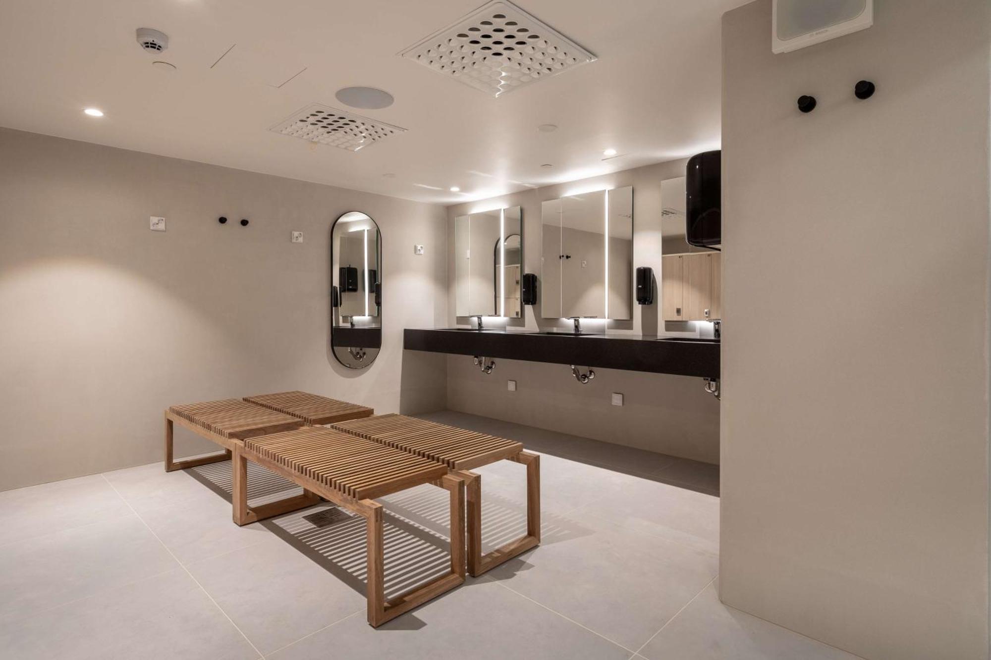 Scandic Helsinki Hub Экстерьер фото