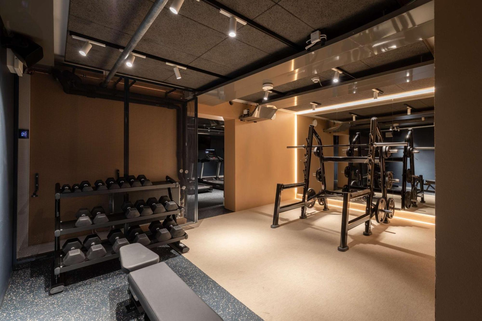 Scandic Helsinki Hub Экстерьер фото