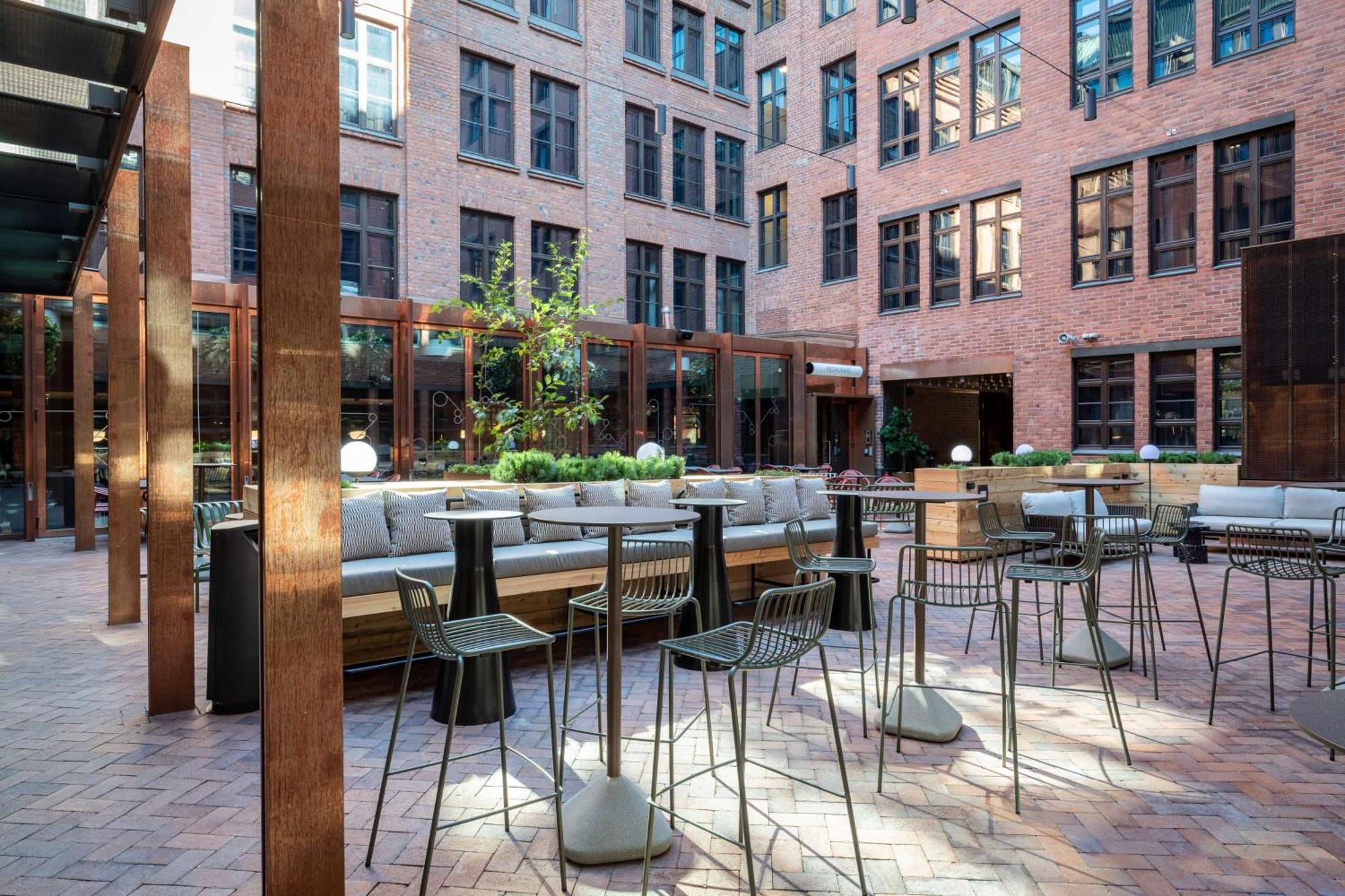 Scandic Helsinki Hub Экстерьер фото