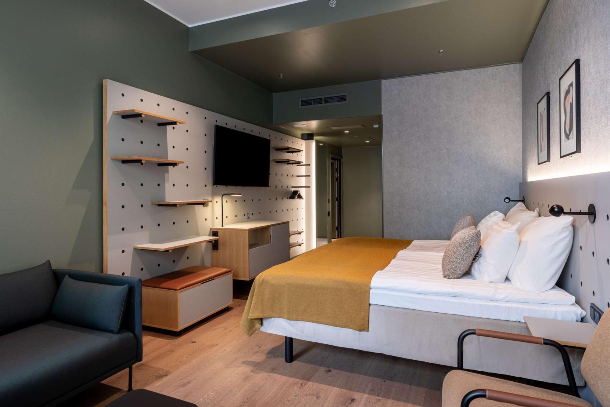 Scandic Helsinki Hub Экстерьер фото