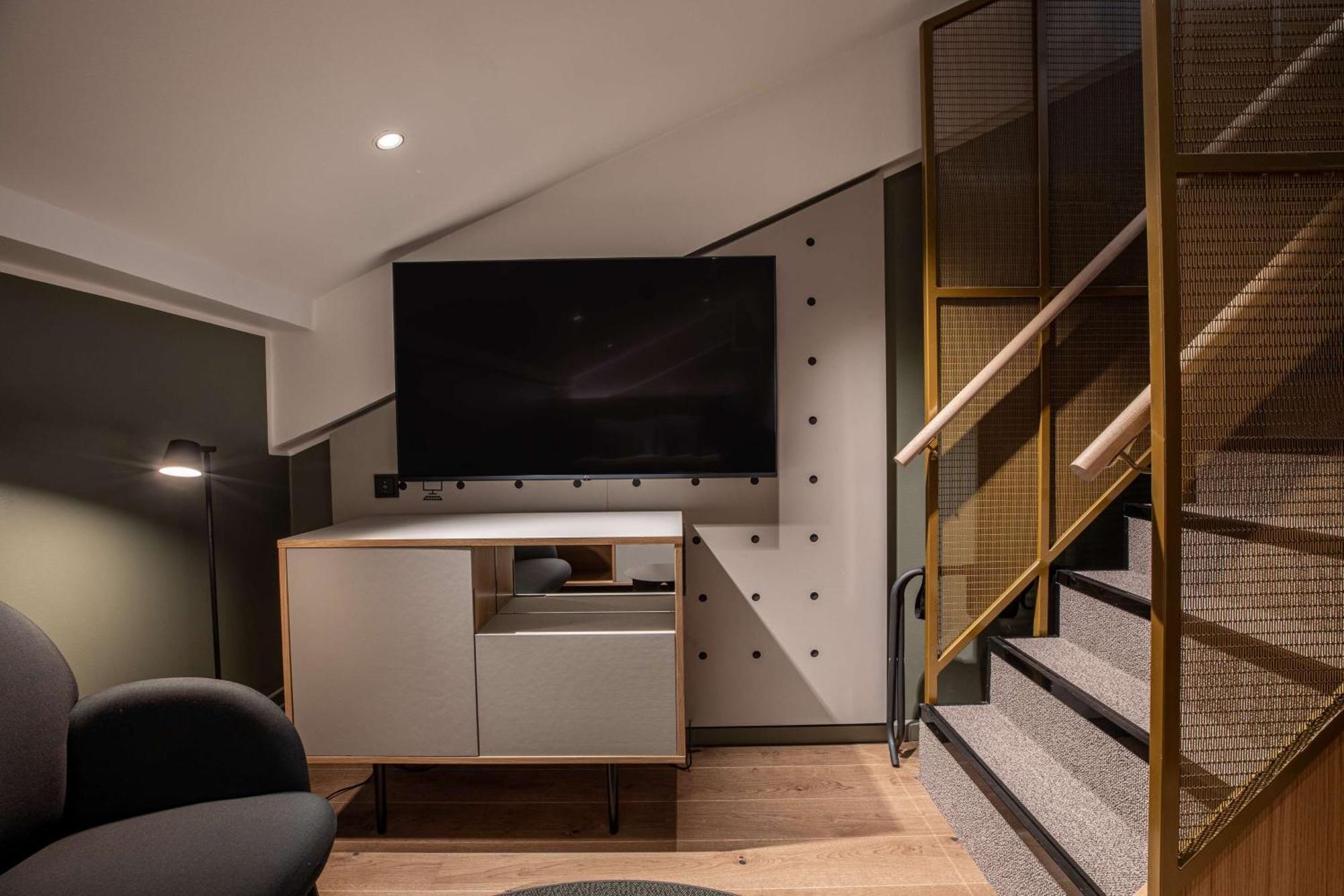 Scandic Helsinki Hub Экстерьер фото